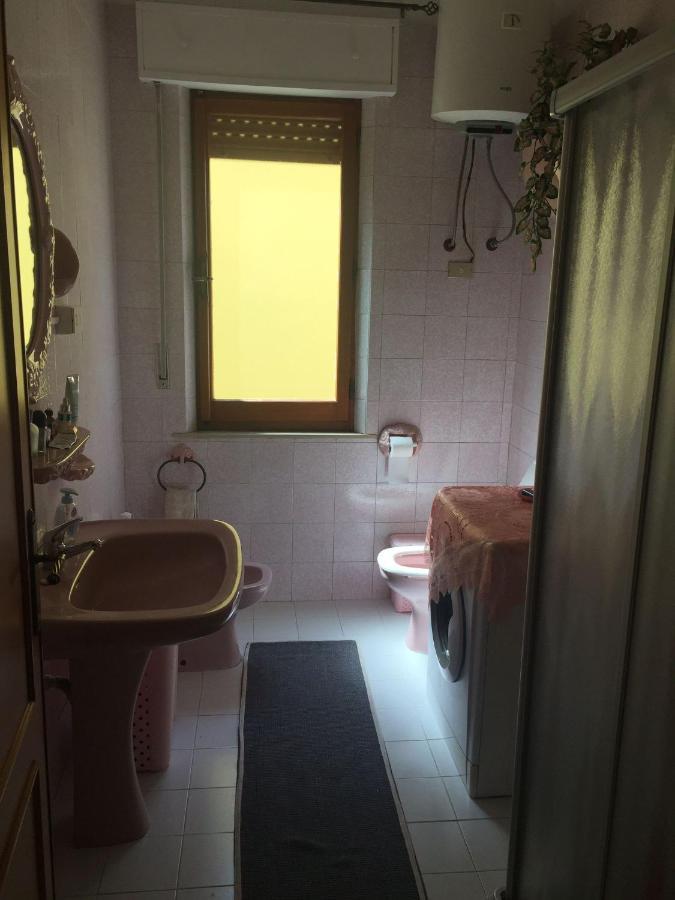B&B Anna Piscinas Bagian luar foto